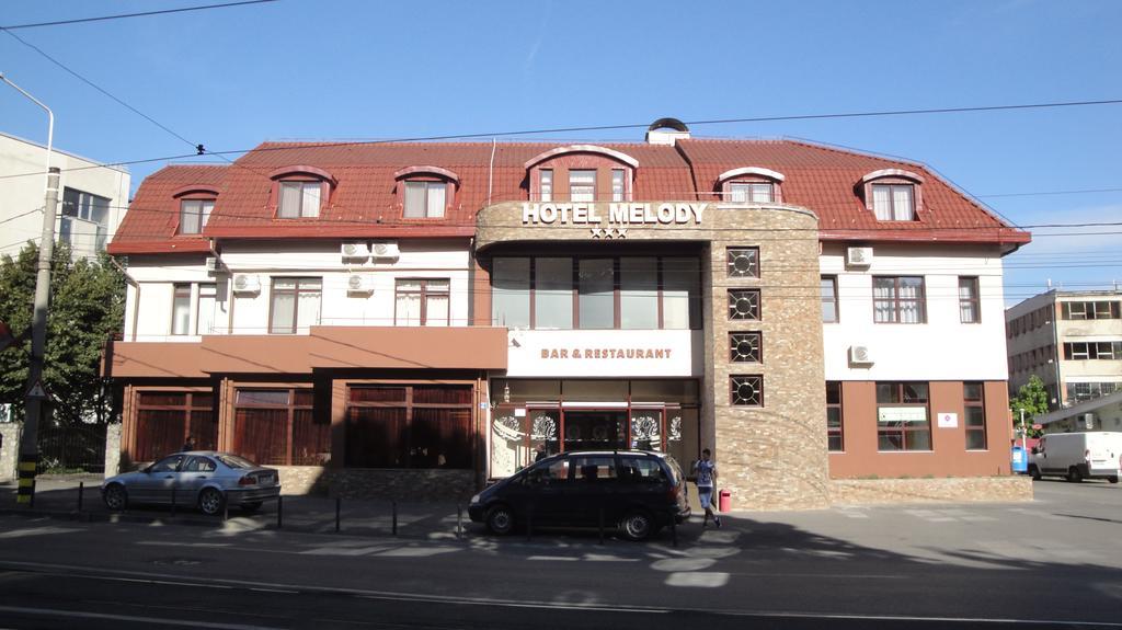 Hotel Melody Oradea Exteriör bild